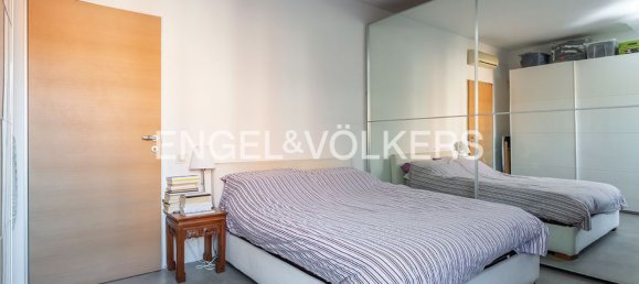 5 rooms Apartment in Rome, Italy No. 130001 7