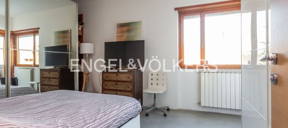 5 rooms Apartment in Rome, Italy No. 130001 5