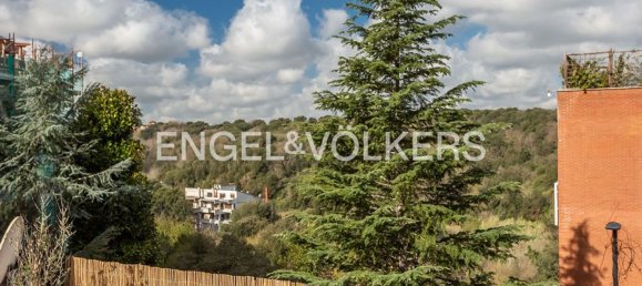 5 rooms Apartment in Rome, Italy No. 130001 17