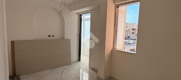 2 bedrooms Apartment in Naples, Italy No. 371389 6