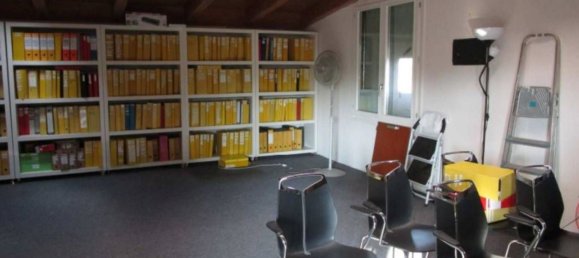 2 bedrooms Penthouse in Besana in Brianza, Italy No. 373804 2