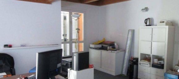 2 bedrooms Penthouse in Besana in Brianza, Italy No. 373804 6