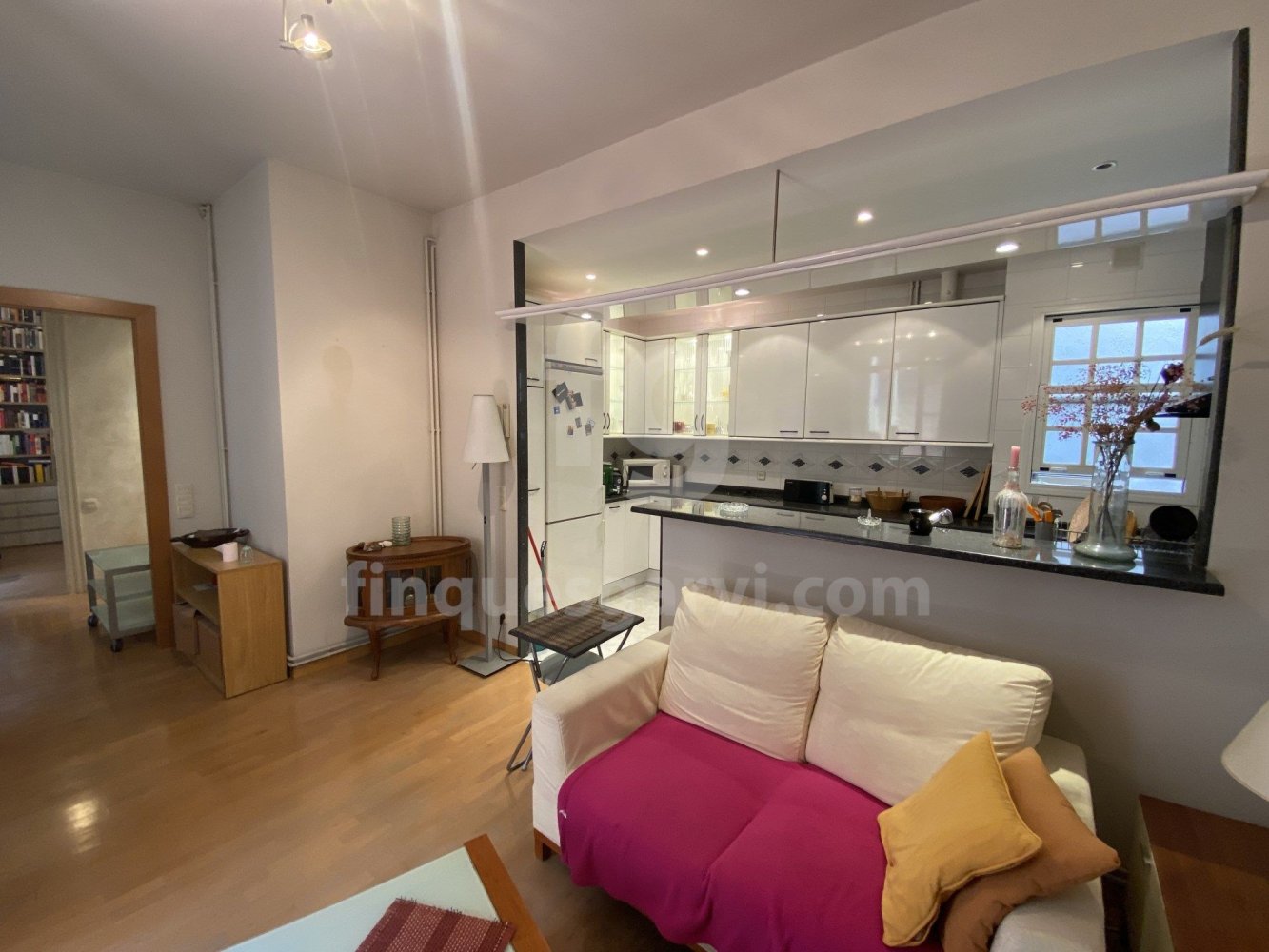 3 Schlafzimmer Wohnung in L'Hospitalet de Llobregat, Spain, Nr. 167082