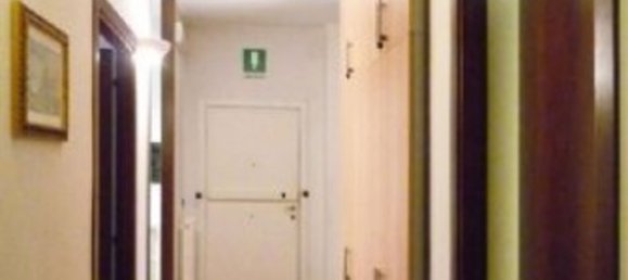 100m² Office in Ferrara, Italy No. 178450 3