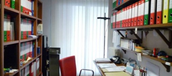 100m² Office in Ferrara, Italy No. 178450 8