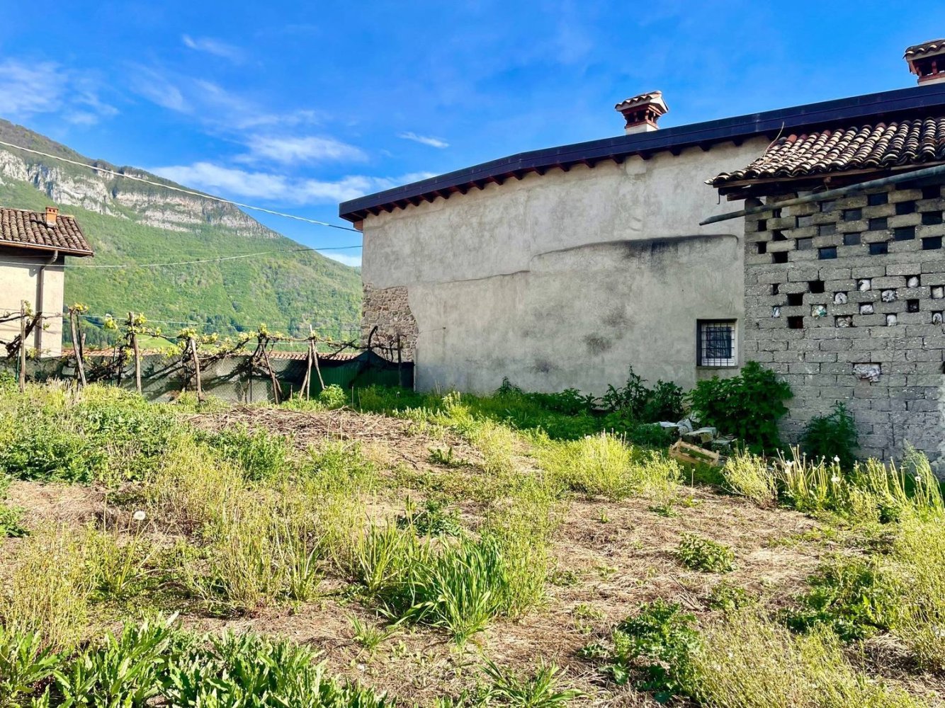 3 rooms House in Casazza, Italy No. 64471