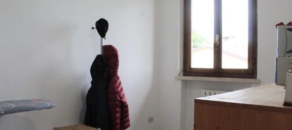 4 rooms Apartment in Altopascio, Italy No. 162361 17