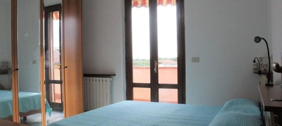 4 rooms Apartment in Altopascio, Italy No. 162361 11