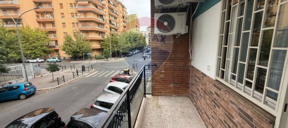 Квартира с 4 спальнями в Рим, Италия № 314540 17