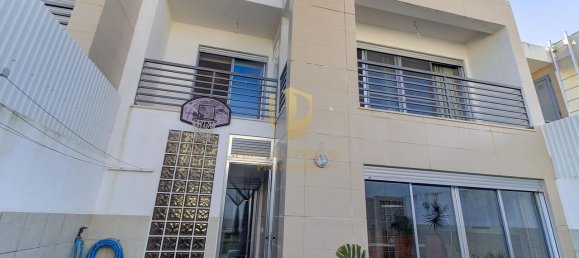 Villa de 4 dormitorios en Monte Gordo, Portugal No. 114259 4