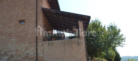 4 bedrooms House in Castagnole delle Lanze, Italy No. 336177 4