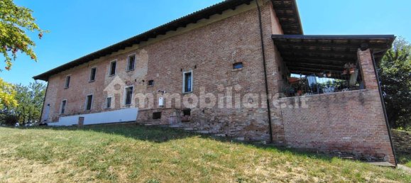 4 bedrooms House in Castagnole delle Lanze, Italy No. 336177 17
