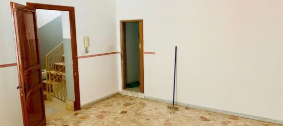 3-salle Maison à Capurso, Italy No. 77950 10