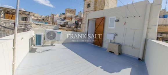 4 bedrooms House in Bormla, Malta No. 8349 22