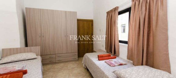 4 bedrooms House in Bormla, Malta No. 8349 5