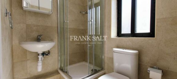 4 bedrooms House in Bormla, Malta No. 8349 16