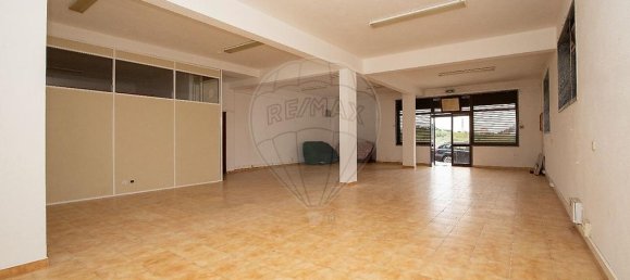 3 bedrooms House in Casal de Cambra, Portugal No. 65995 7