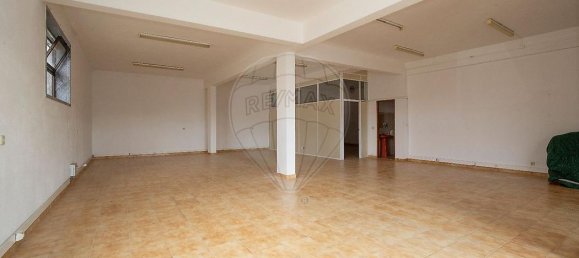 3 bedrooms House in Casal de Cambra, Portugal No. 65995 6