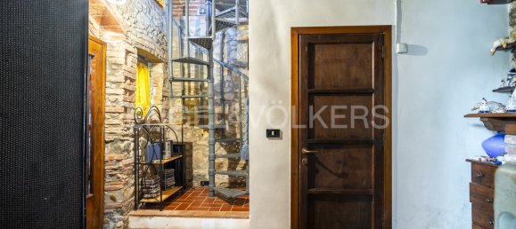 3 Schlafzimmer Haus in Montecatini Terme, Italy, Nr. 67642 8