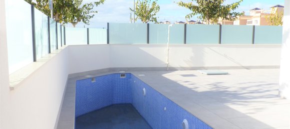 3 bedrooms Villa in Torre de la Horadada, Spain No. 542 3