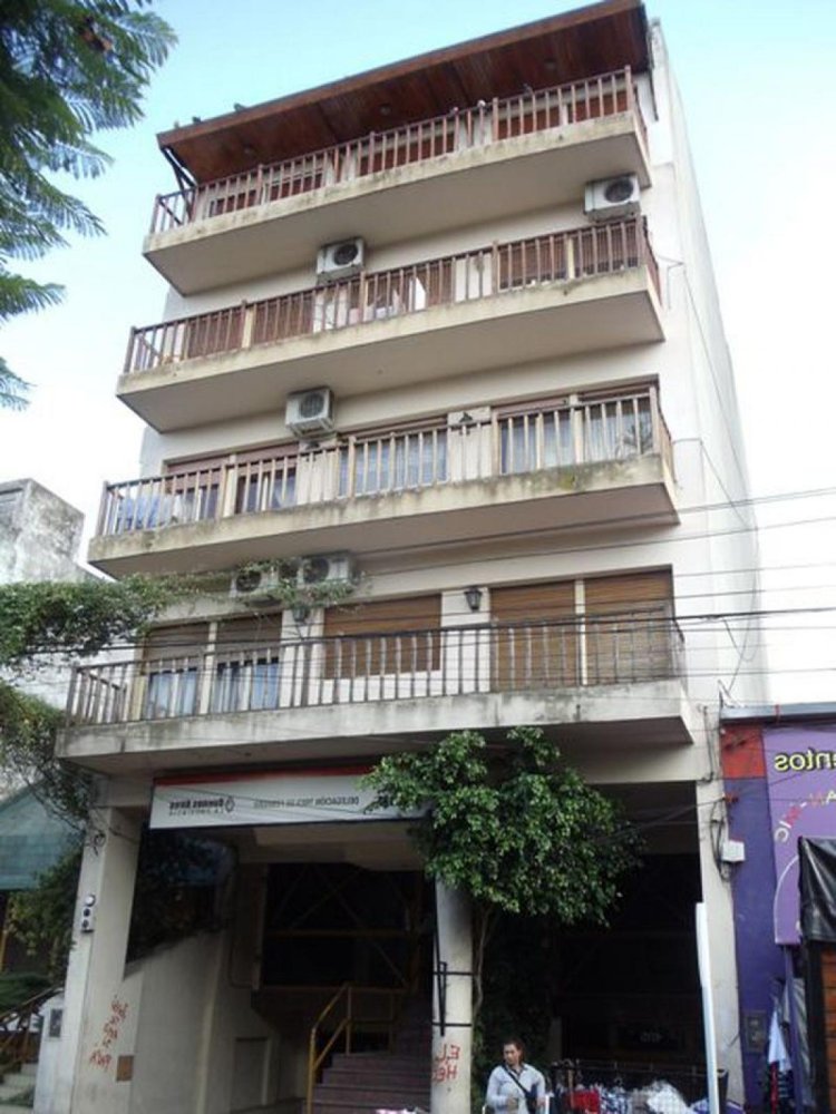 Studio in Tres de Febrero, Argentina No. 64286