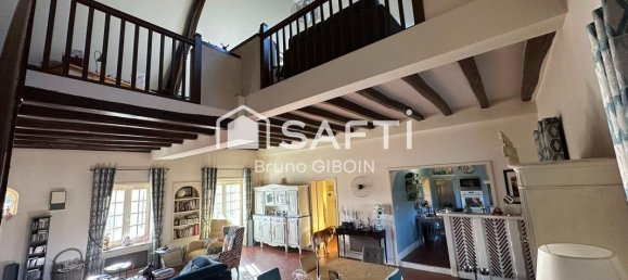 Casa de 3 dormitorios en Gien, France No. 48280 2