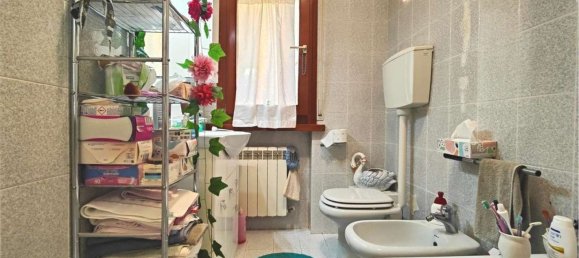 2 bedrooms Apartment in Lucca, Italy No. 318795 20