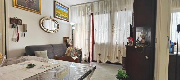 2 bedrooms Apartment in Lucca, Italy No. 318795 8