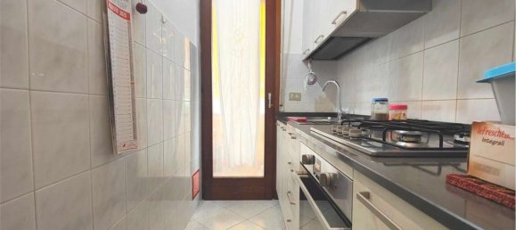 2 bedrooms Apartment in Lucca, Italy No. 318795 10