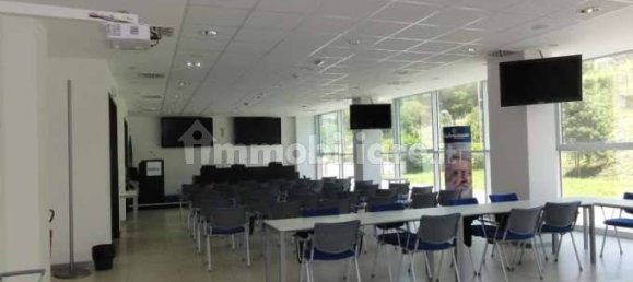 5 rooms Office in Perugia, Italy No. 89741 19