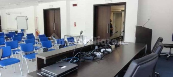 5 rooms Office in Perugia, Italy No. 89741 21