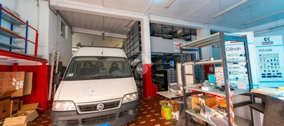 324m² Warehouse in Casale Monferrato, Italy No. 171051 3