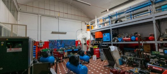 324m² Warehouse in Casale Monferrato, Italy No. 171051 6