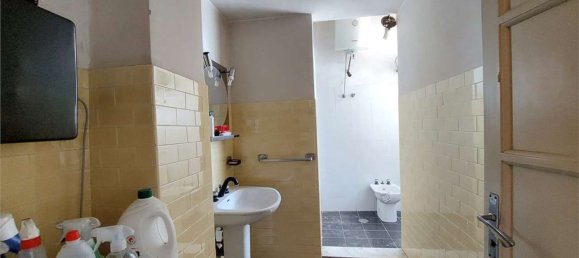3 rooms Apartment in San Giovanni Incarico, Italy No. 298853 15