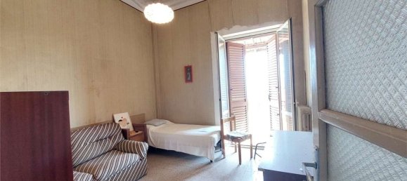 3 rooms Apartment in San Giovanni Incarico, Italy No. 298853 17