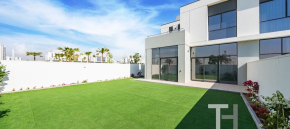 Villa T4 em Al Furjan, UAE N.º 94336 16