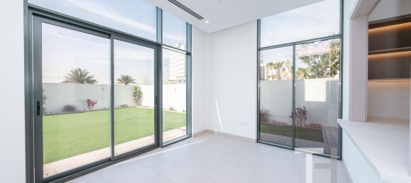 Villa T4 em Al Furjan, UAE N.º 94336 5