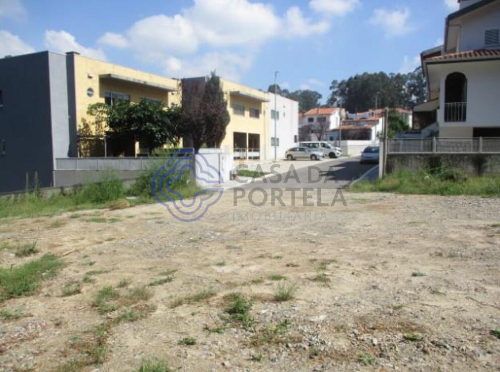  Land in Gondomar, Portugal No. 231306