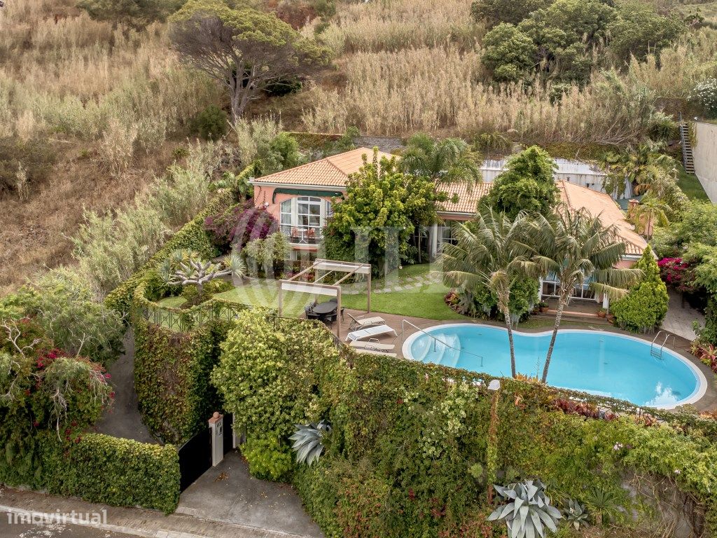 4 bedrooms House in Funchal, Portugal No. 239086