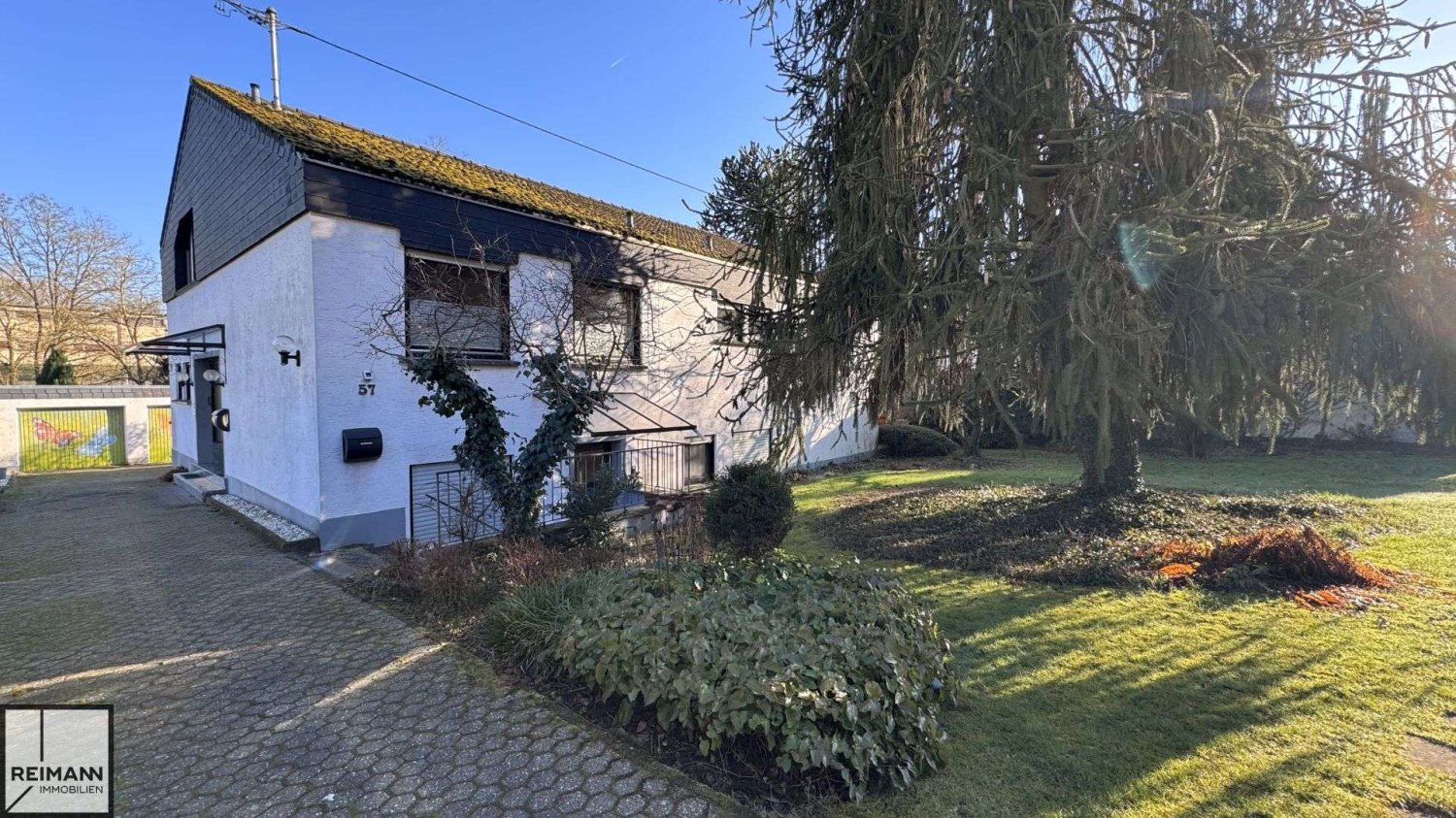 Adosado de 8 habitaciónes en Neuwied, Germany No. 10821