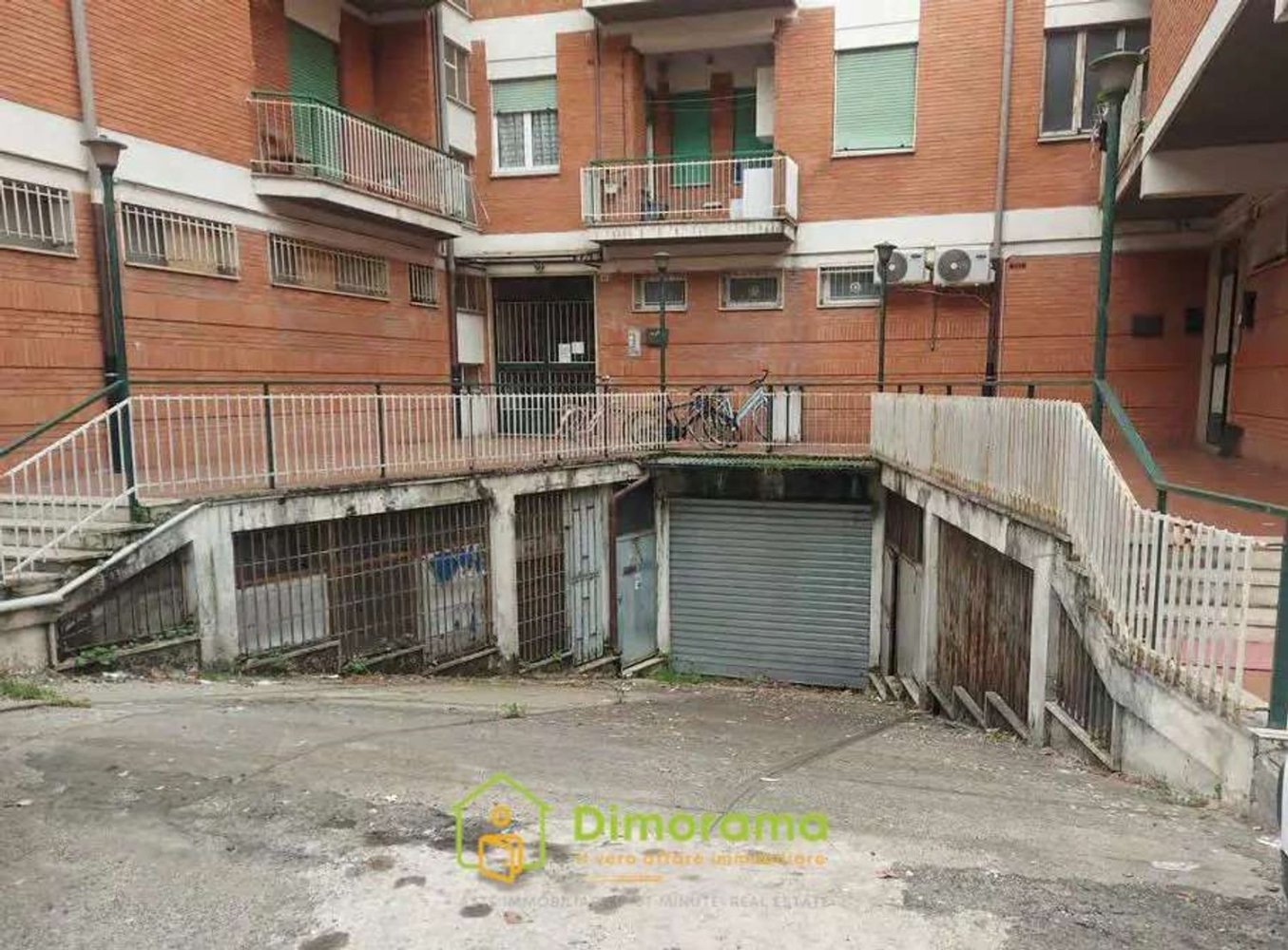 Gewerbliche Immobilie in Rieti, Italy 241m², Nr. 363606