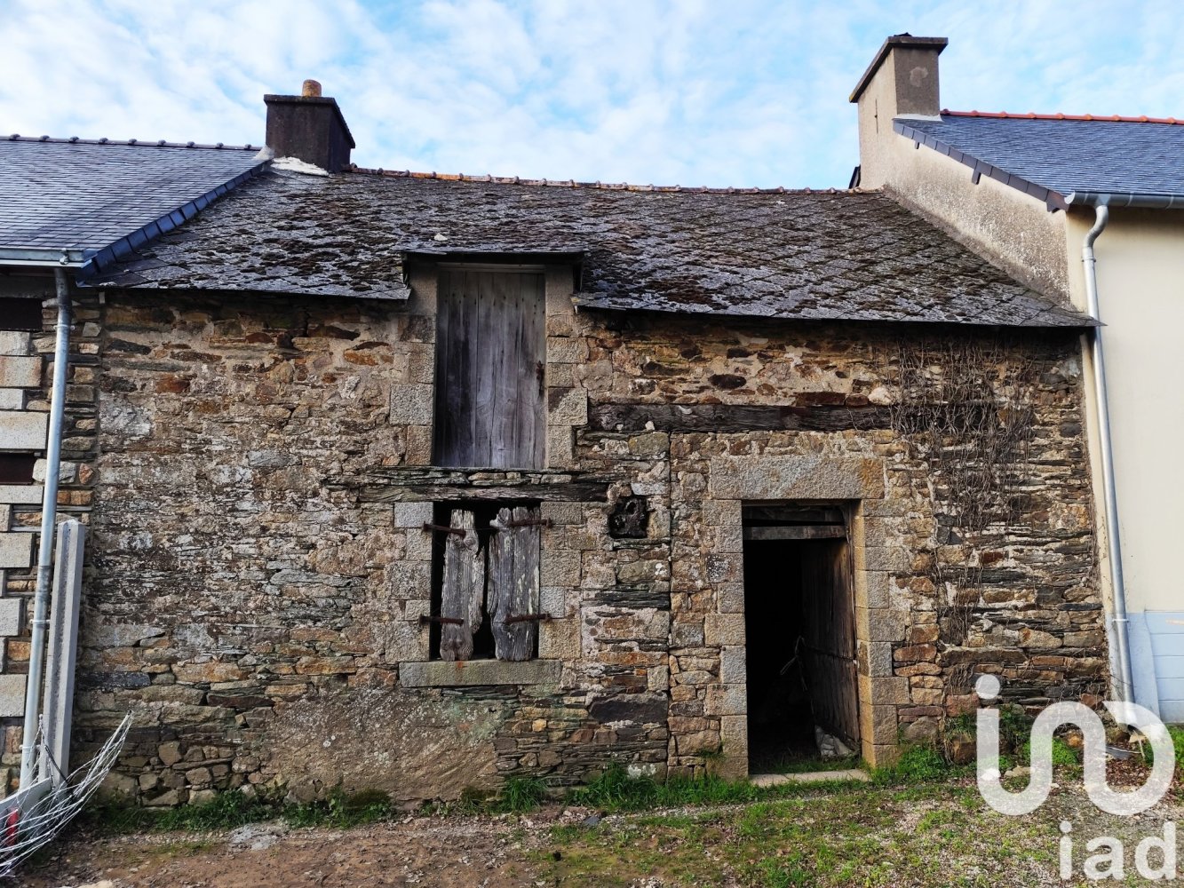 Estudio en Bains-sur-Oust, France No. 190505