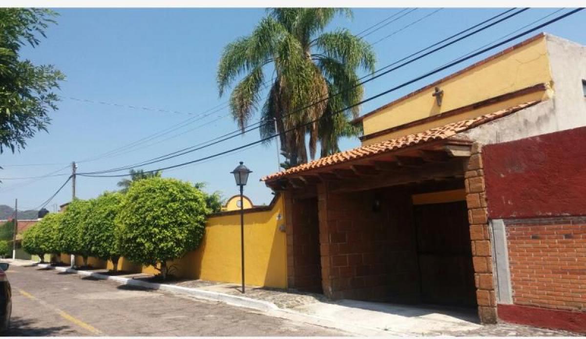 8 bedrooms House in Morelos, Mexico No. 151375