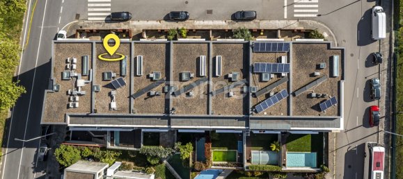 4 bedrooms House in Porto, Portugal No. 38970 26