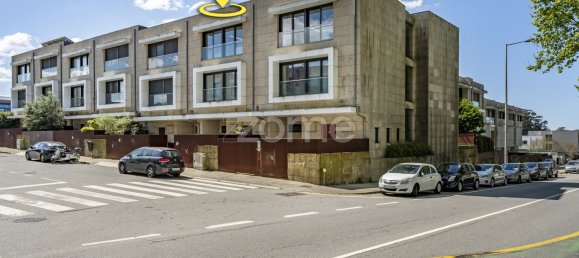 4 bedrooms House in Porto, Portugal No. 38970 14