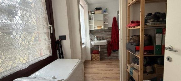 2 Schlafzimmer Haus in Lanzo Torinese, Italy, Nr. 349907 2