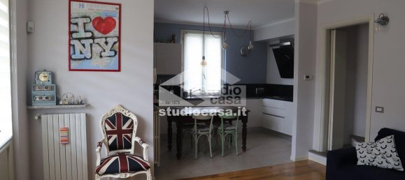 Дом с 4 спальнями в Идзано, Италия № 329774 11