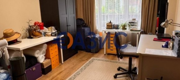 3 Schlafzimmer Wohnung in Sveti Vlas, Bulgaria, Nr. 887 5