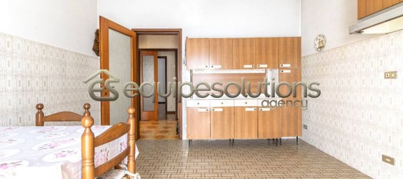 4 bedrooms Apartment in Ranica, Italy No. 316107 17