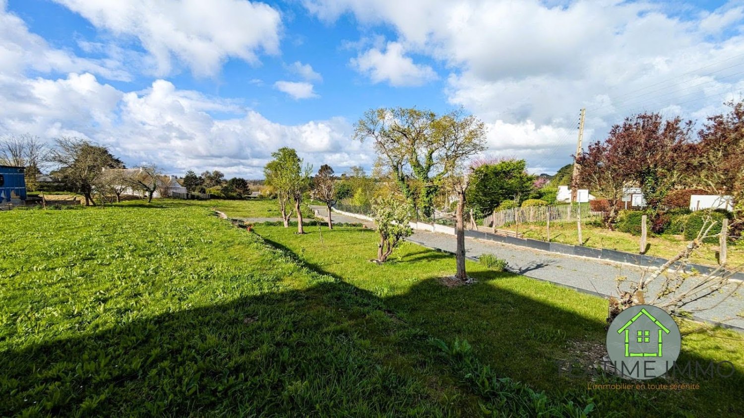 Земельный участок 633м² в Локирек, Франция № 97065